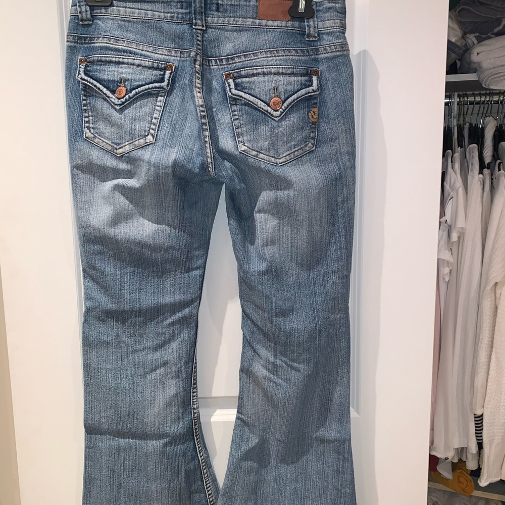 Flare-leg, faded jeans